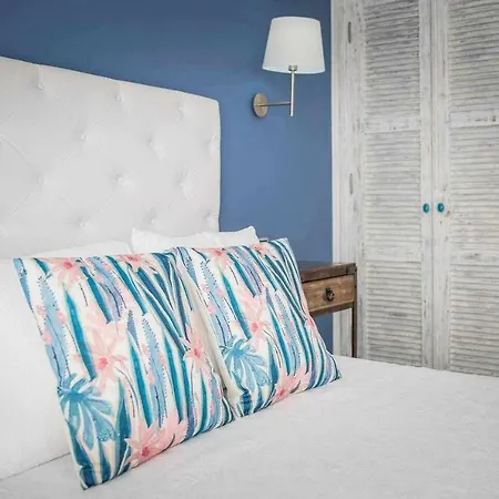 Villa Nora House 4 *